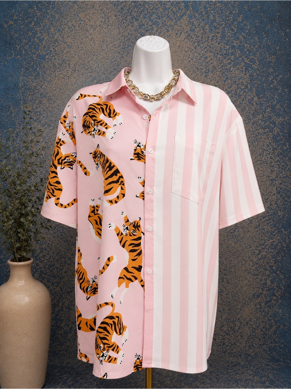 Vatpave - Women’s PastelPink Tiger Print & Stripe Short-Sleeve (Large)